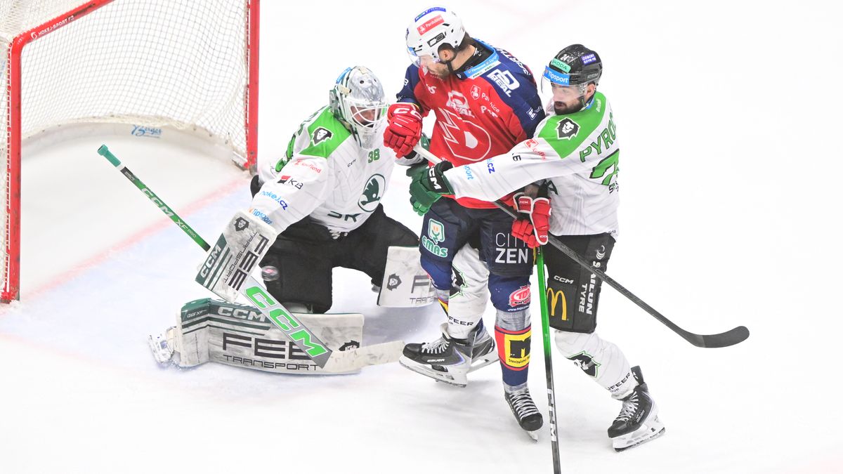 Kanadský útočník v Pardubicích končí