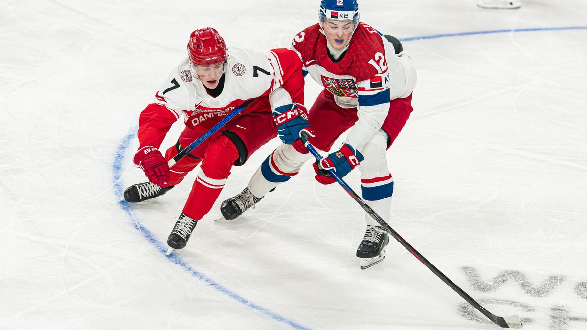 Češi si zastříleli a slaví první výhru na mistrovství