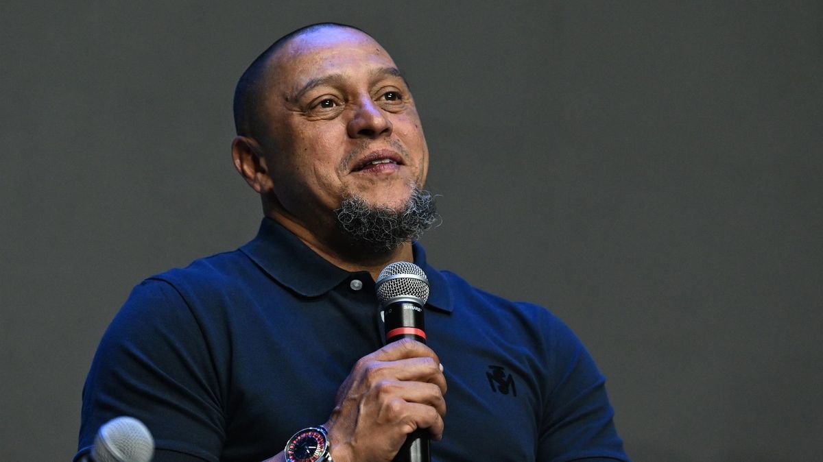 Bývalý brazilský fotbalista Roberto Carlos má za sebou akutní operaci srdce