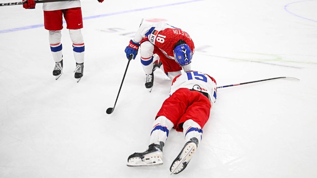 Nechápu, co se jim honilo hlavou. Český útočník zkritizoval neférovou hru Dánů