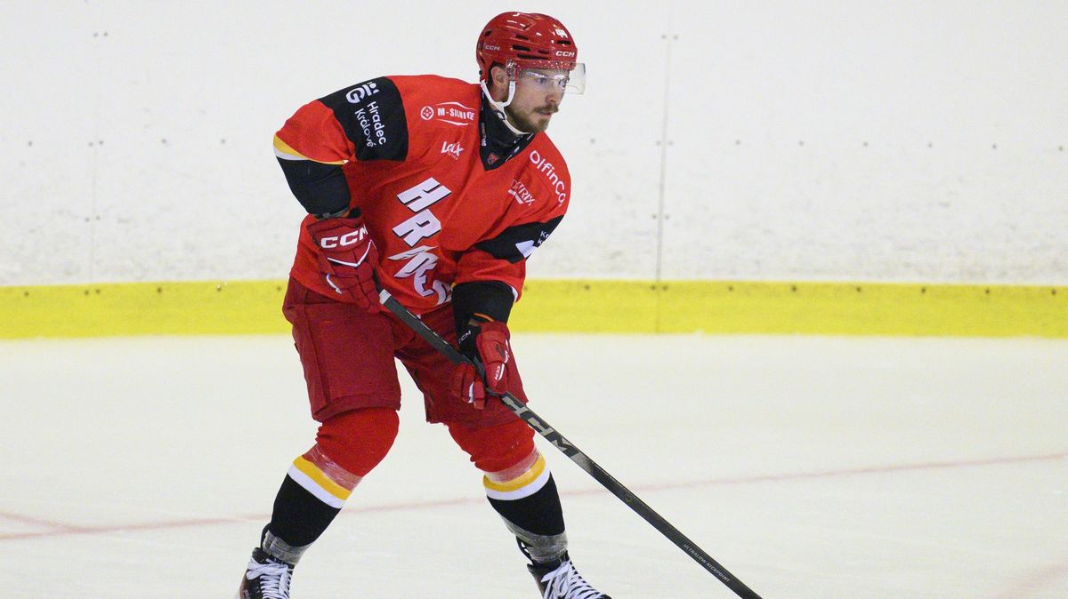 Zkušený hokejový obránce Šenkeřík bude hrát za Litvínov