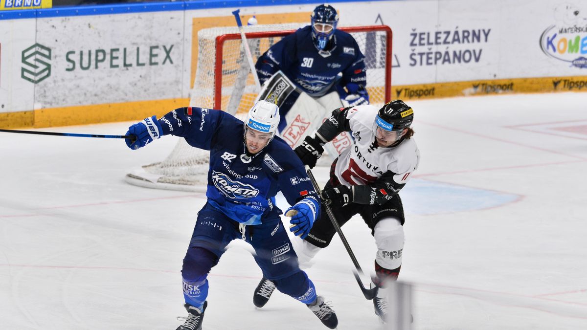 HOKEJ ONLINE: Sparta vede v Brně. Pardubice rychle prohrávají o dvě branky. Přestřelka v Třinci