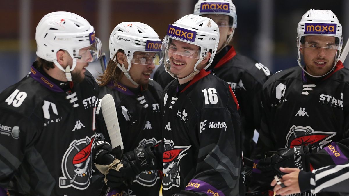 Chomutov porazil Porubu. Americký kanonýr se znovu trefil