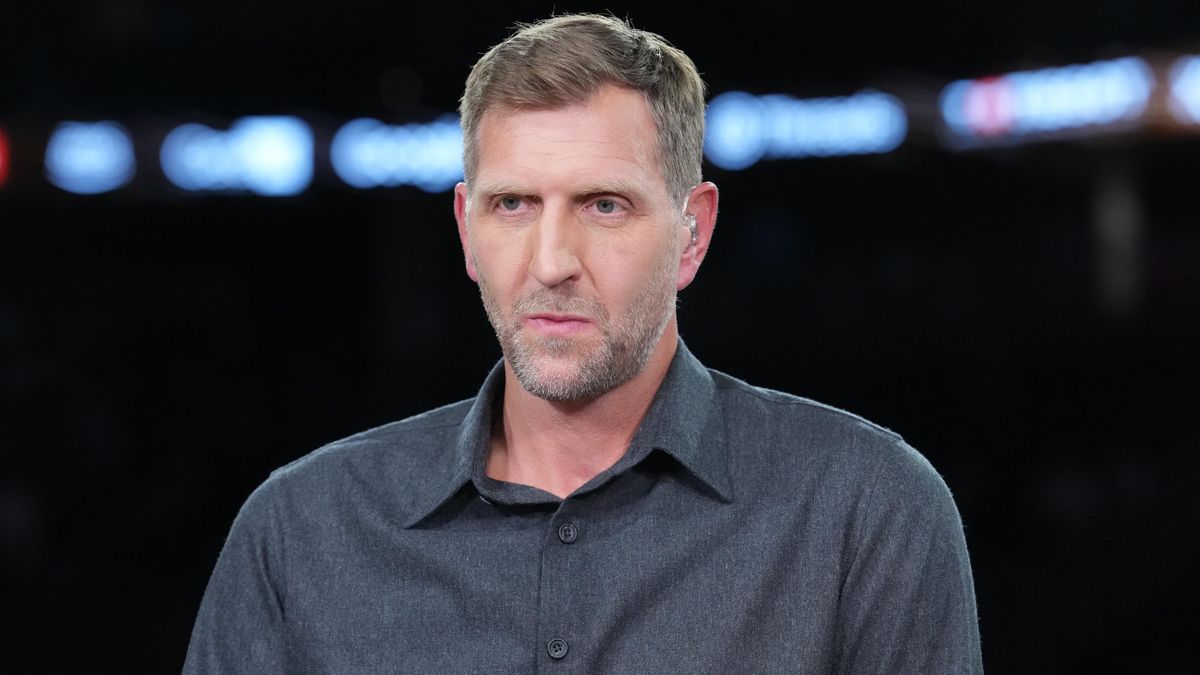 Do Síně slávy FIBA vstoupí příští rok Nowitzki či Birdová