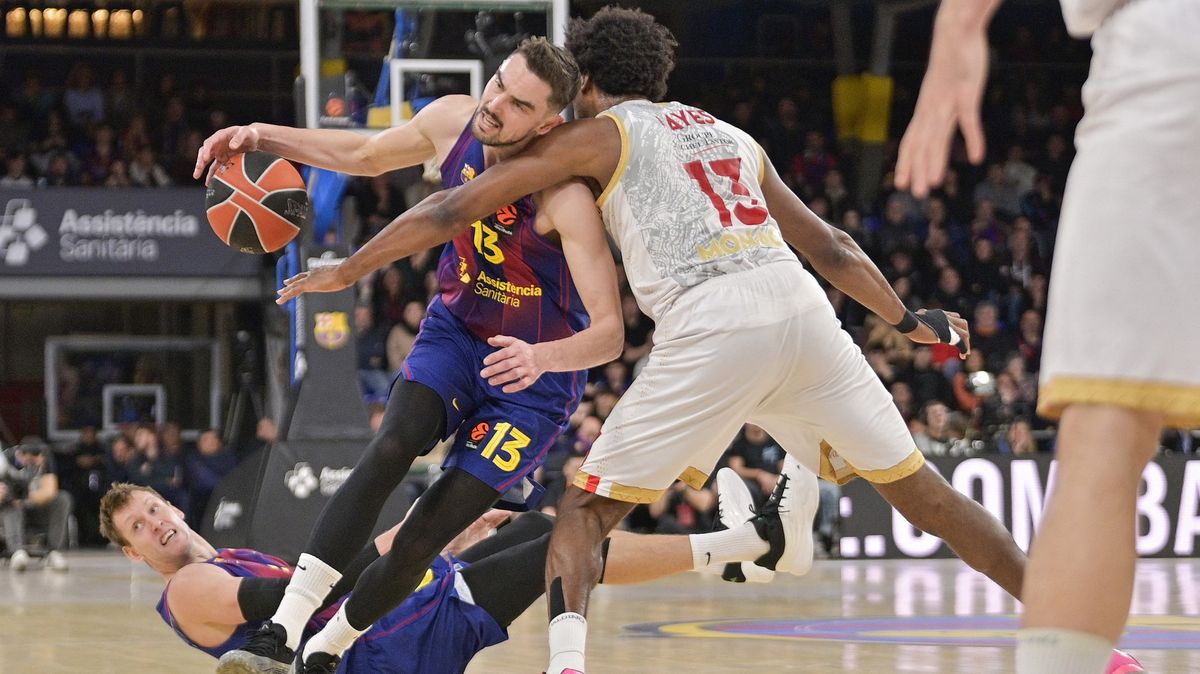 Barceloně ani českým basketbalistům poslední zápas roku nevyšel