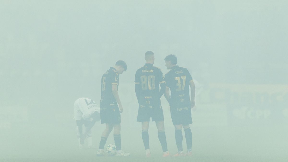 Disciplinární komise potrestala Ostravu za pyrotechniku pokutou 60 tisíc korun