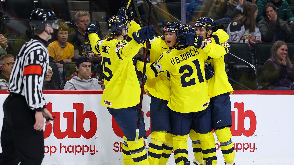 Švédští hokejisté na MS dvacítek i potřetí uspěli, rozdrtili Německo