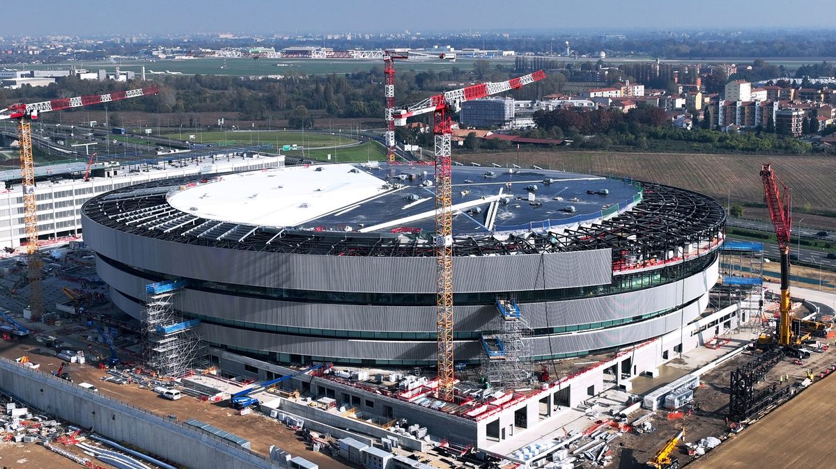 Cítíme mírné napětí. V Miláně nepustili švédskou delegaci na obhlídku rozestavěné haly