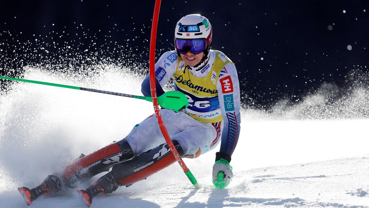 Norský lyžař Steen Olsen přijde kvůli operaci kolena o olympijské hry