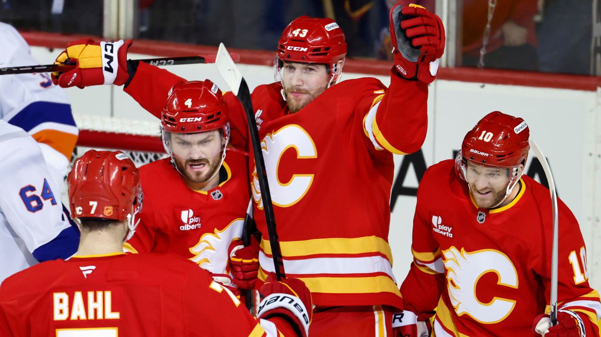 Klapi, klap. Český útočník v NHL provokoval a musel pod sprchy