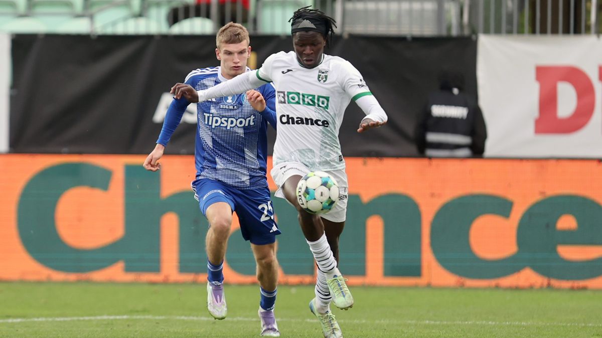 Traoré může hrát. Disciplinárka mu odpustila zbytek trestu