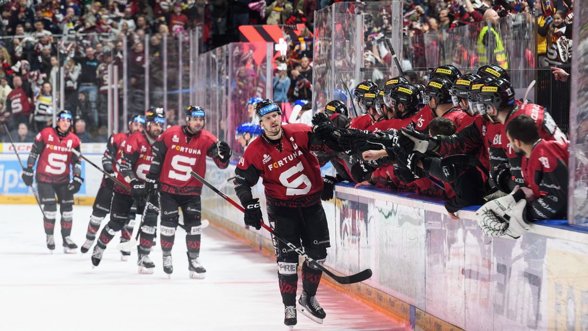 Videomomenty. Rozjetá Sparta hostí trápící se Motor