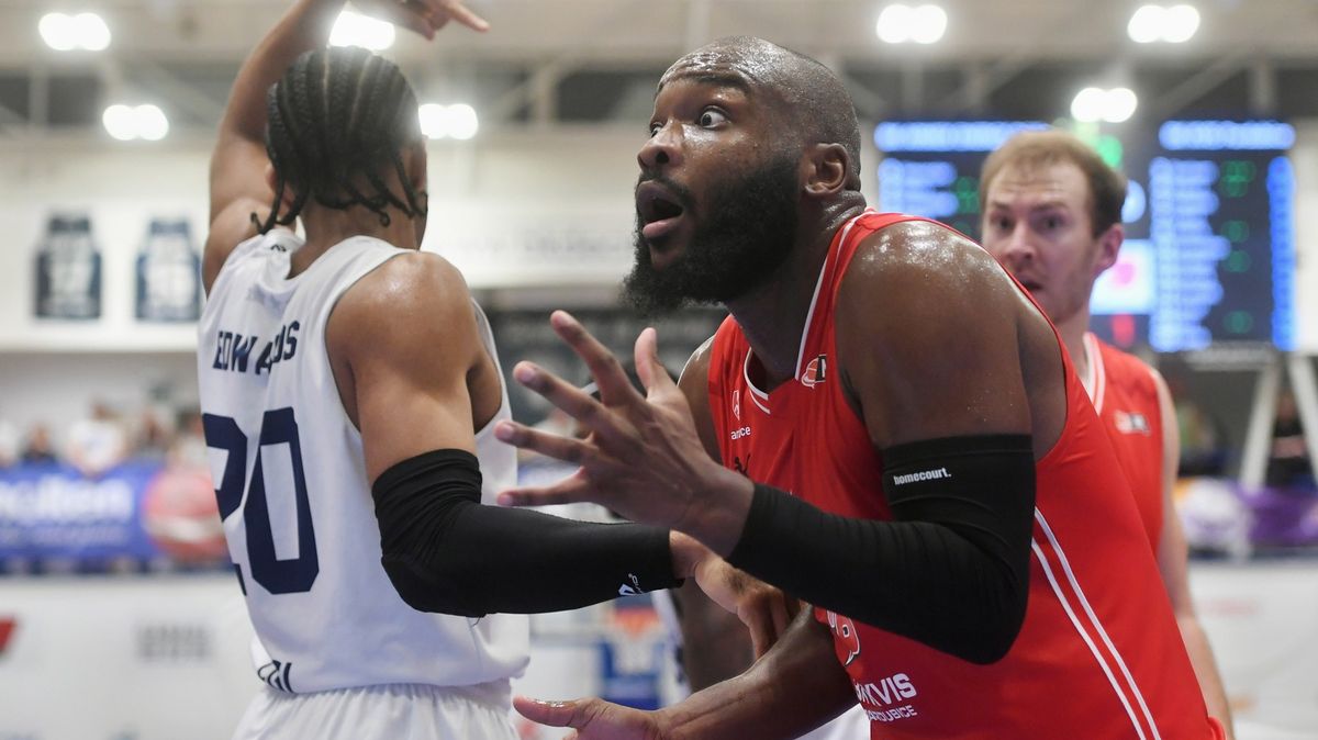 Bryant nastřílel 43 bodů, basketbalisté Pardubic ale prohráli o bod v Opavě