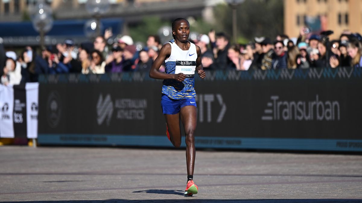 Bývalá světová rekordmanka v maratonu Kosgeiová bude reprezentovat Turecko