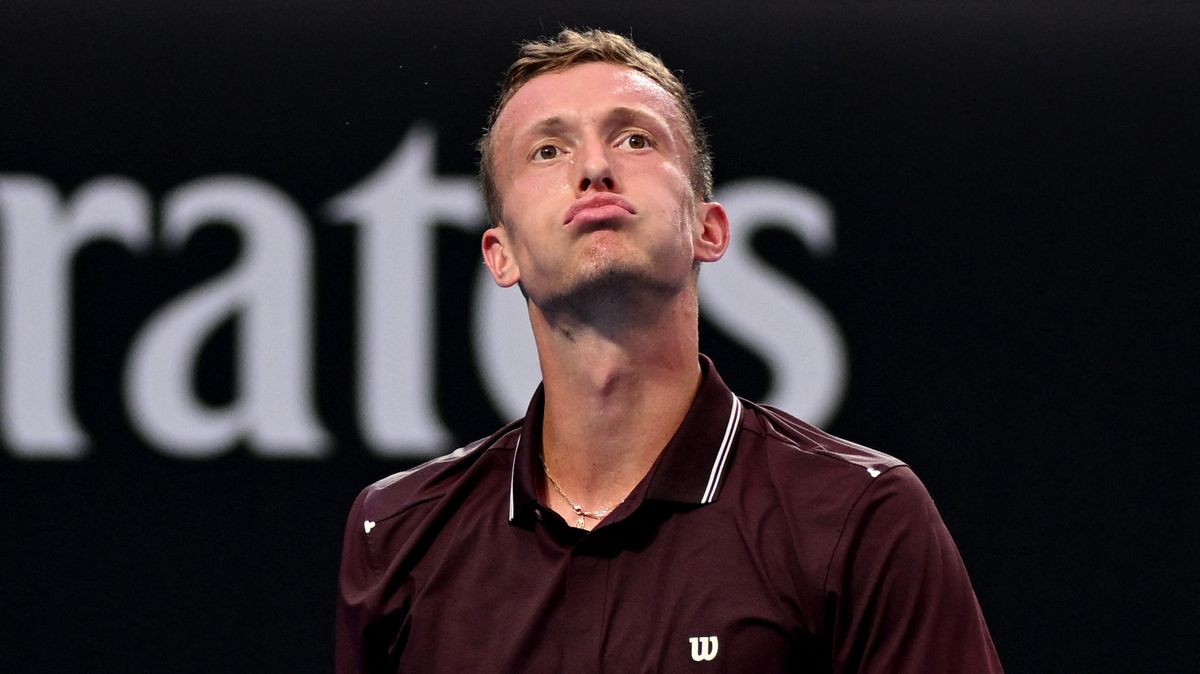 Svrčina měl mečbol, ale na senzaci nedosáhl. Lehečka zažil šokující krach