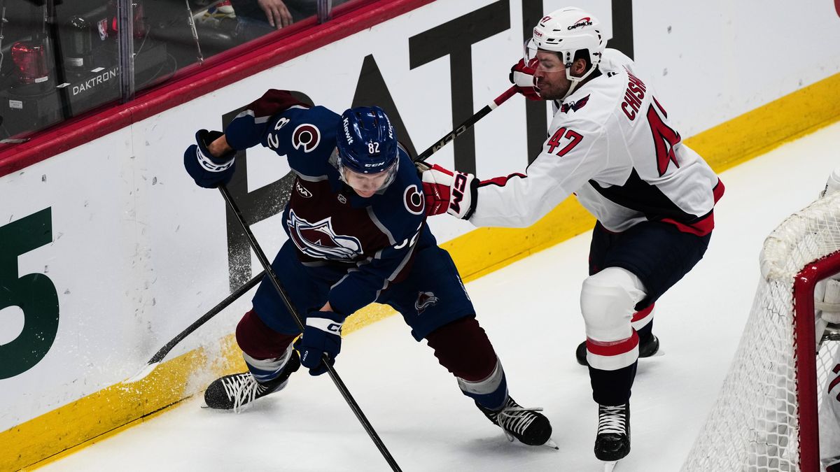 Perný týden pro českého mladíka. Mezi NHL a farmou se stěhoval hned šestkrát