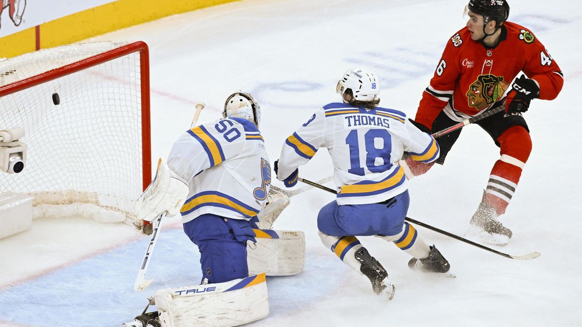 Kritizovaný otloukánek musel zůstat v brance. Blues nemohli najít náhradníka