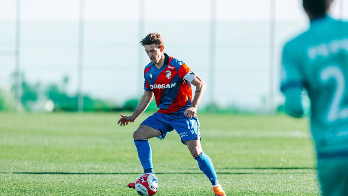 Hrošovský: Vrátil jsem se do Plzně, abych jí pomohl k trofeji