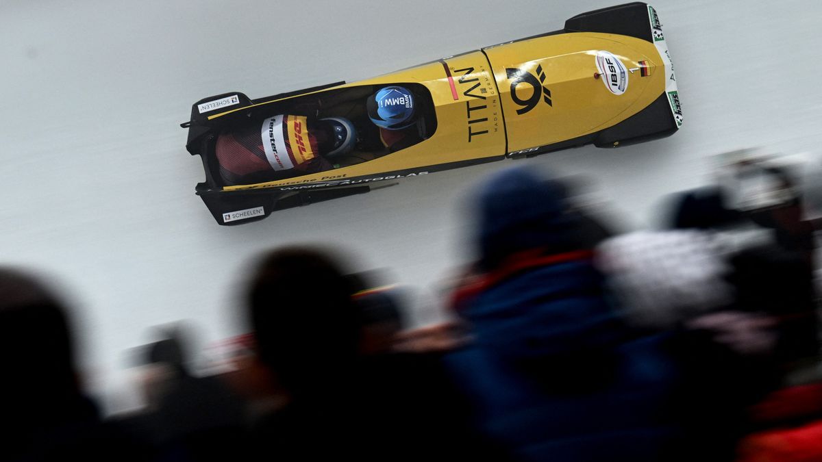 Německý pilot Lochner vyhrál potřetí Světový pohár dvojbobů