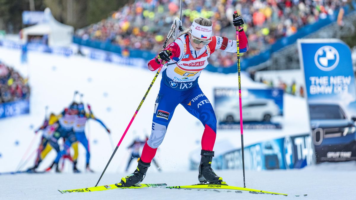 BIATLON ONLINE: Charvátová skvěle rozjetý sprint odstřelila posledními třemi ranami. Z české čtveřice nejlepší Vinklárková