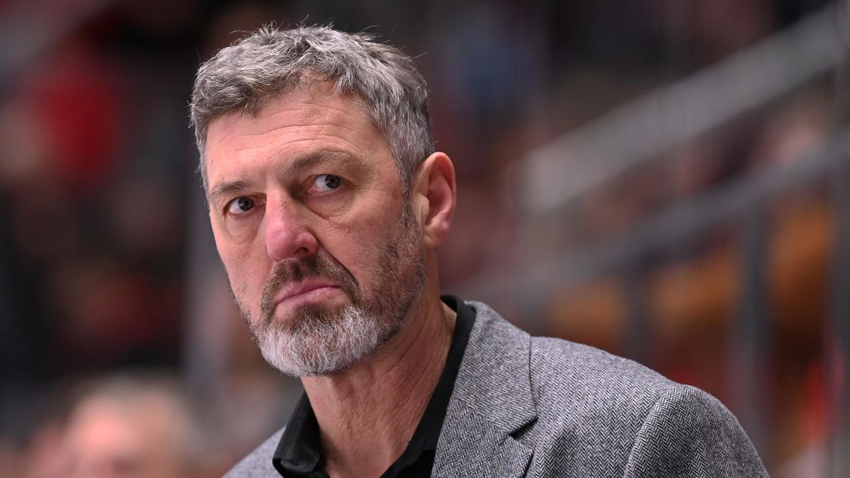 Dusno na Spartě, nálada pod psa. Budeme hráče pokutovat, překvapil na tiskovce trenér