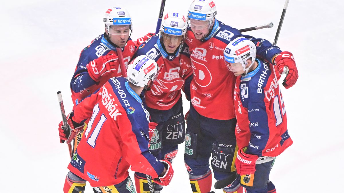 HOKEJ ONLINE: Videomomenty. Jednoznačná záležitost! Dynamo válcuje zoufalou Kometu