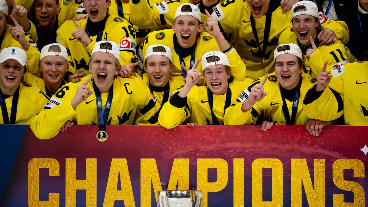 Oslavy ve Švédsku se odkládají. Návrat šampionů komplikuje počasí