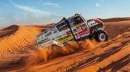 Piloti kamionů stáje Buggyra věří, že si smůlu vybrali v první půlce Dakaru a teď to bude už jenom lepší