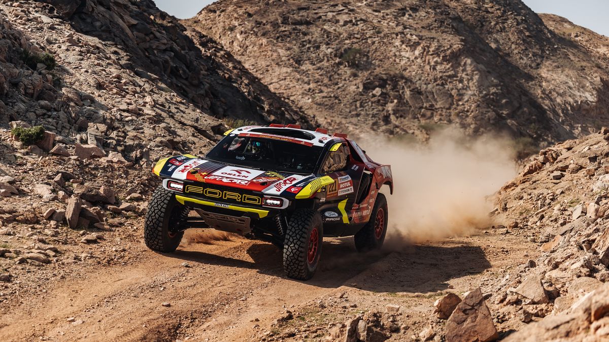 DAKAR ONLINE: Prokop šokoval, porazil hvězdy a už je druhý! V kamionech vládnou Češi