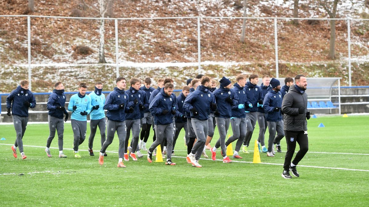 Kvůli sněhu byly odloženy přípravné zápasy fotbalistů Teplic a Zlína