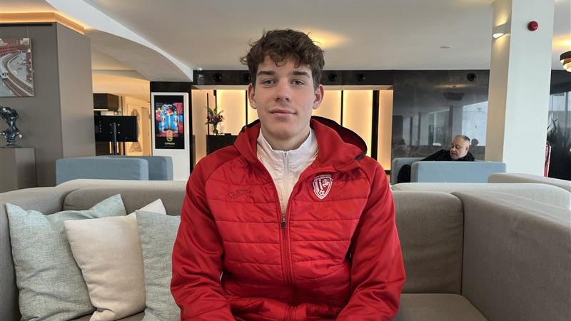 Bude lepší se oddělit, řekl mu táta. Talent Slavie má teď před sebou velkou výzvu