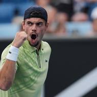 Jiřího Lehečku vyřadil 21letý Francouz Arthur Gea. Hráč z pomezí druhé a třetí stovky světového žebříčku. 