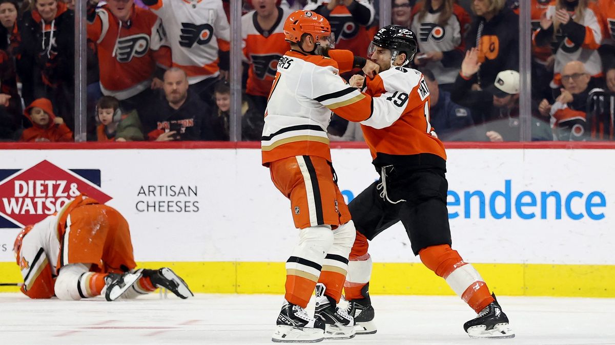 Mstitel i padouch. Gudas řádil jako za divokých let, Anaheim ale z krize nedostal