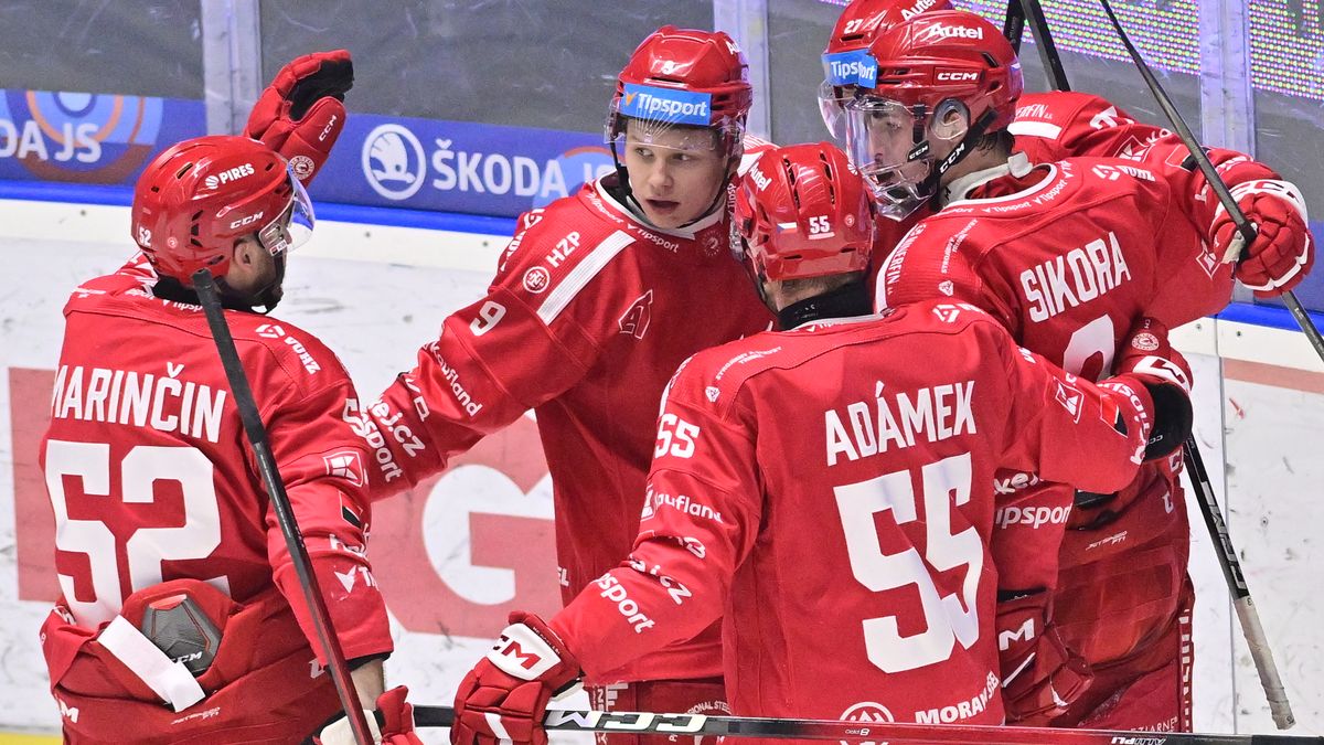 ONLINE: Videomomenty ze zápasu Hradec Králové - Třinec