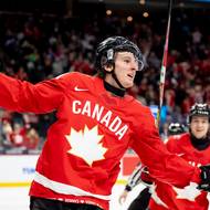 Cole Reschny sice ve třetí třetině skóroval, ale zoufalý tlak v závěru sledoval z trestné lavice. 