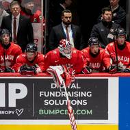 Už zase Češi… Kanadští mladíci mají neoblíbeného soupeře, tentokrát je zastavil před finále. 