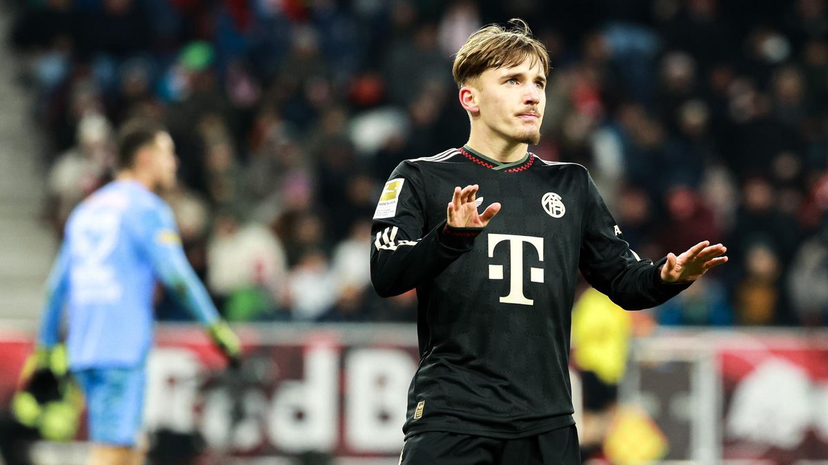 Odpusťte mu, žádá legenda. Německý zázrak podezřele slavil gól, pro fandy je dál krysa