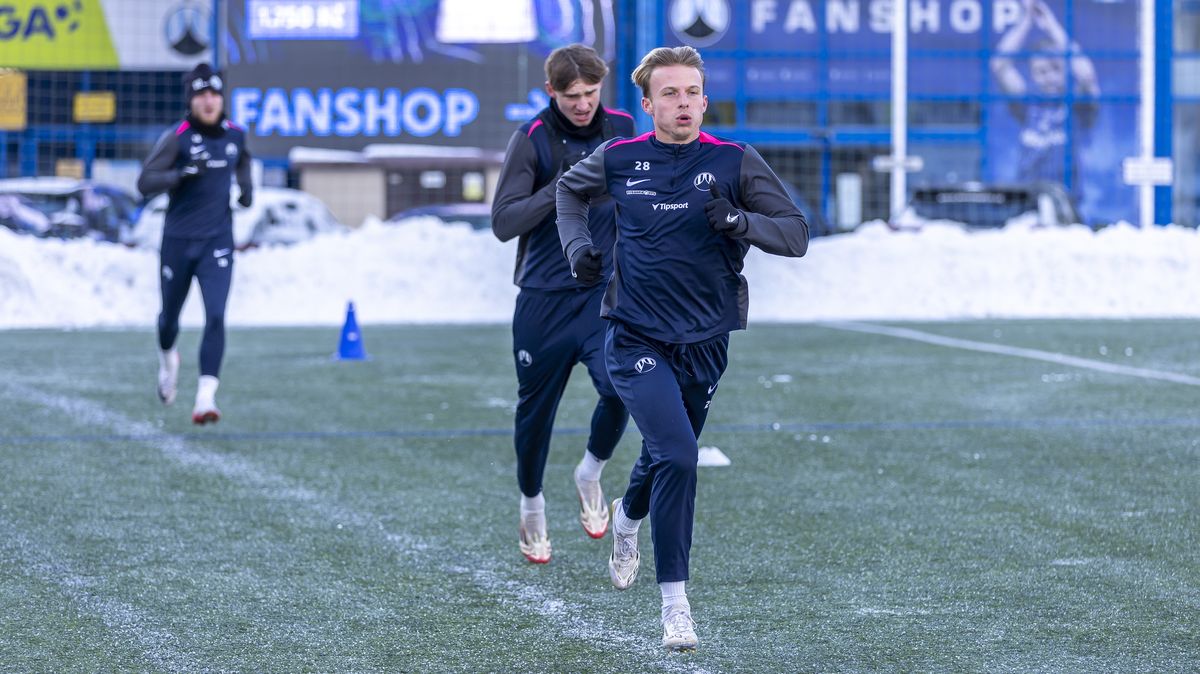 Nezapomeň na sáňky! Je to skok, Hlavatý mi radil, přiznal Sychra v Liberci po prvním přestupu