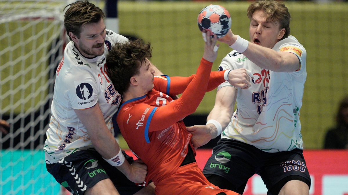 Sympatický vzdor. Házenkáři deptali velkého favorita, na postup to však nestačilo