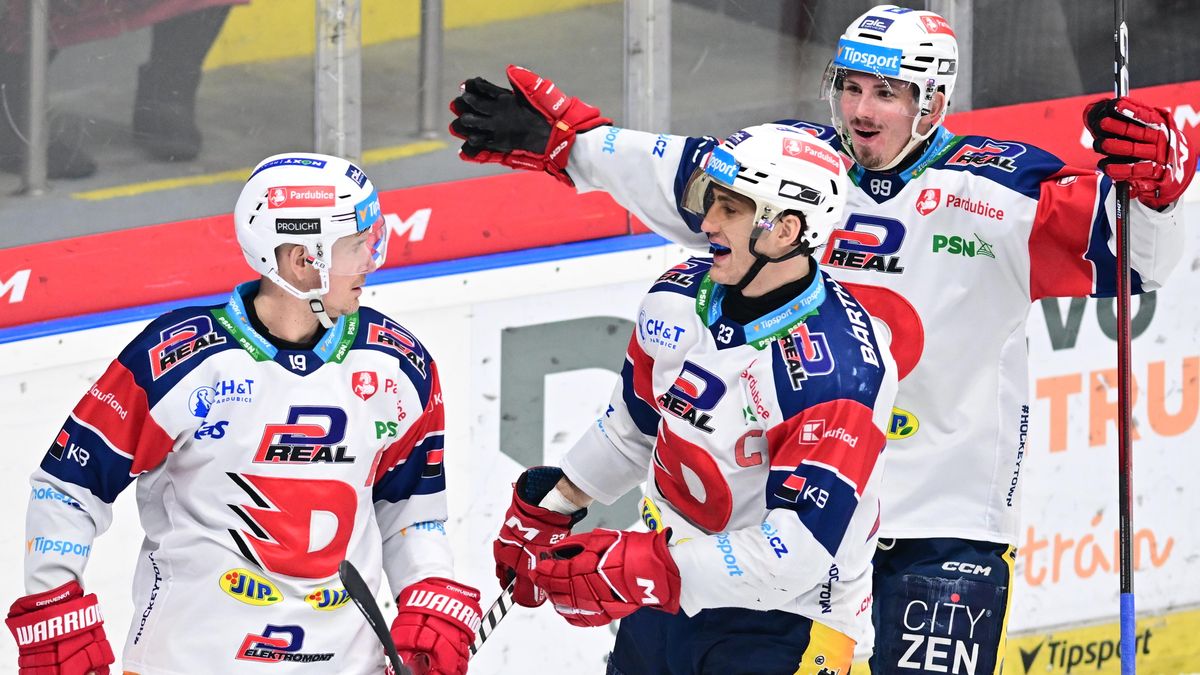 Šlágr v Liberci. Pardubice čeká duel na ledě soupeře, těžká výzva pro Kladno