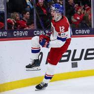 Maxmilian Curran slaví gól do sítě Kanady. 