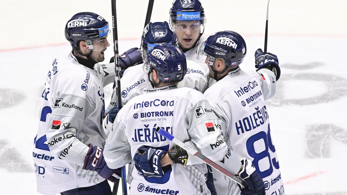 Videomomenty. Přímý souboj o druhé místo, Plzeň přivítá Třinec