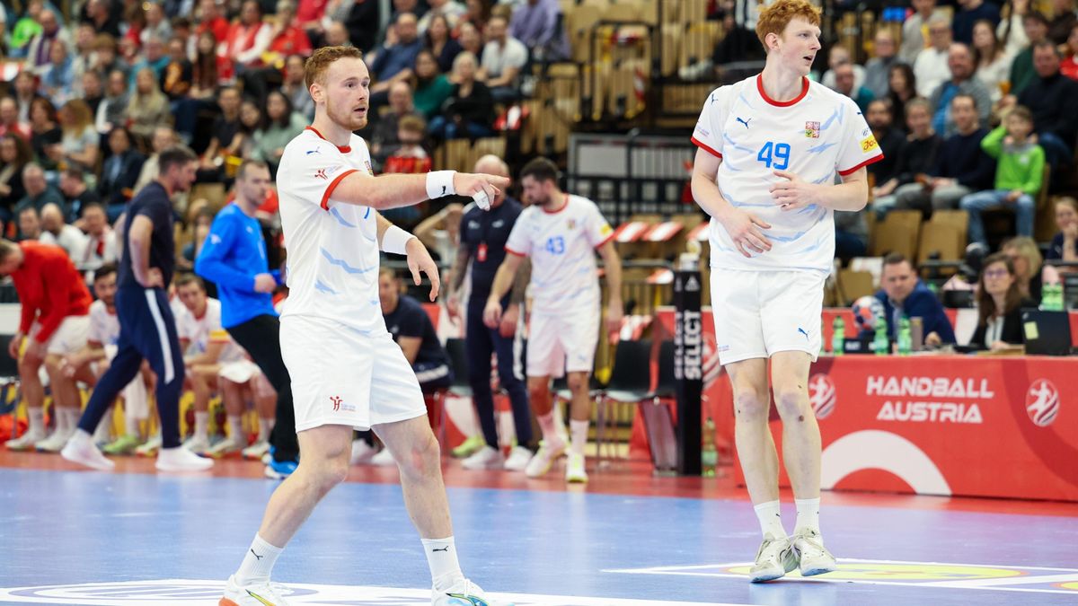 Trnitá cesta za postupem. Házenkáři se na úvod šampionátu poměří s obhájci zlata