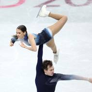 Bronzová sportovní dvojice Maria Pavlovová a Alexej Svjatčenko z Maďarska.  