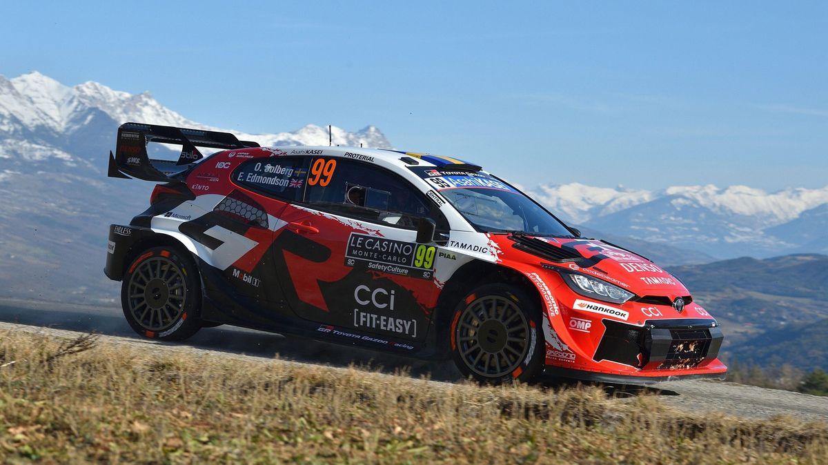 Po předčasně ukončené první etapě je v čele Rallye Monte Carlo Švéd Solberg