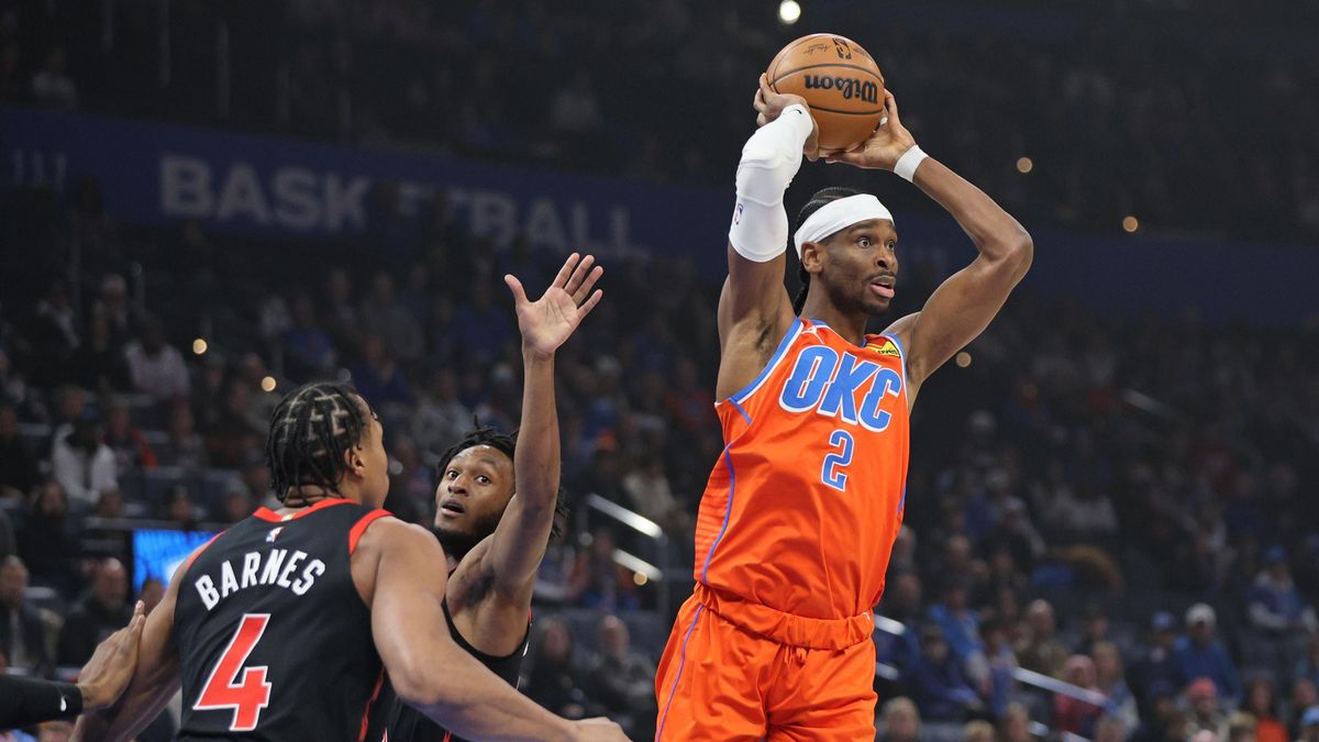 Oklahoma doma těsně podlehla Torontu, ale dál vede NBA