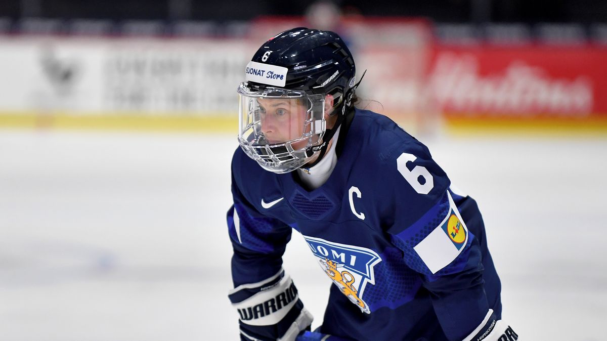 Finky mají devět hokejistek stále v izolaci