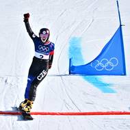 Zuzana Maděrová si po pádu Němky Hofmeisterové mohla poslední metry čtvrtfinálové jízdy užít.