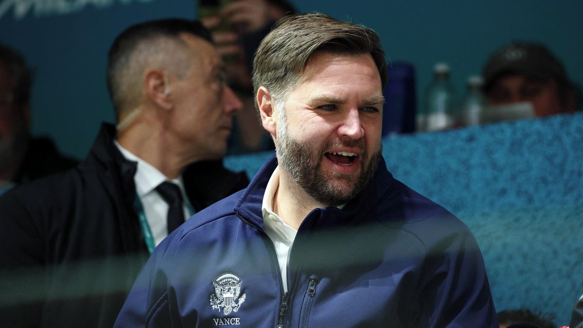 Amerického viceprezidenta na olympiádě doprovází 14 letadel a 300 členů ochranky