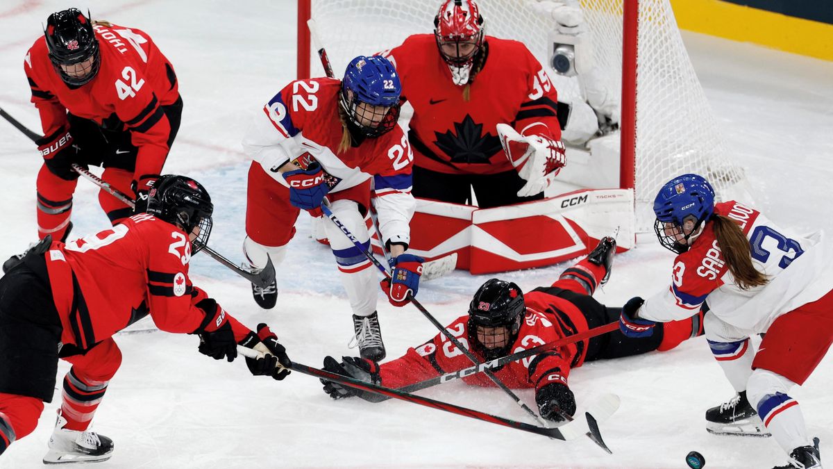 HOKEJ ONLINE: Češky byly při dvojnásobné přesilovce blízko gólu! Kanada už však dominuje